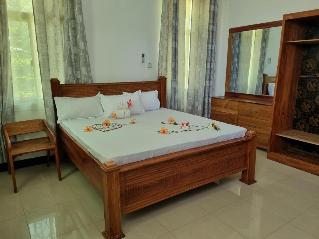 64 Zenj House Luxury Airport B&B Mbweni Exterior foto